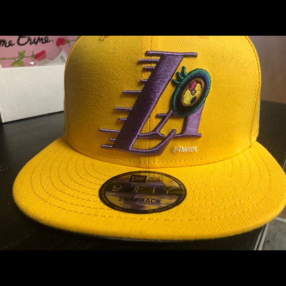 Takashi Murakami Designs Los Angeles Lakers x Mitchell & Ness